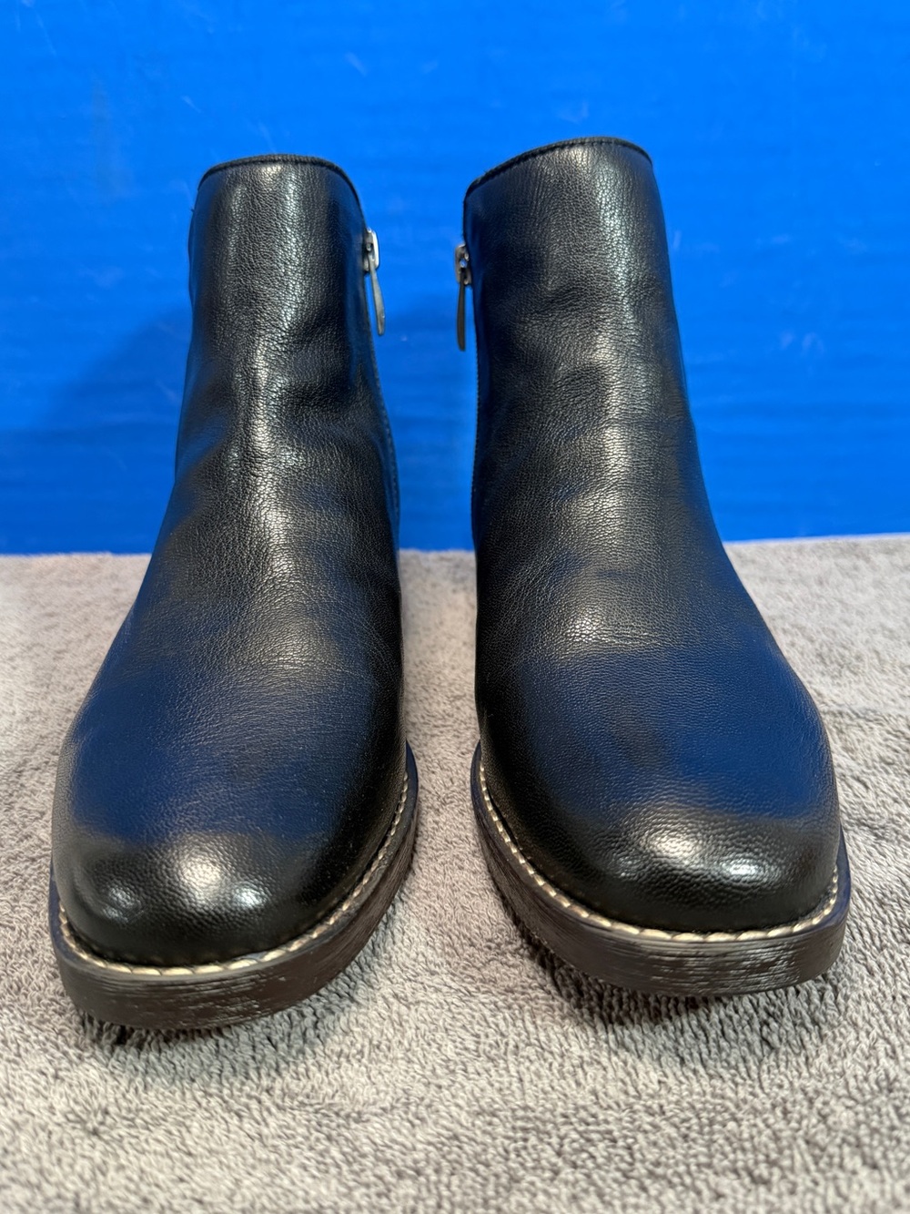 Franco Sarto Black Leather Zip Ankle Boot - Picture 2 of 8